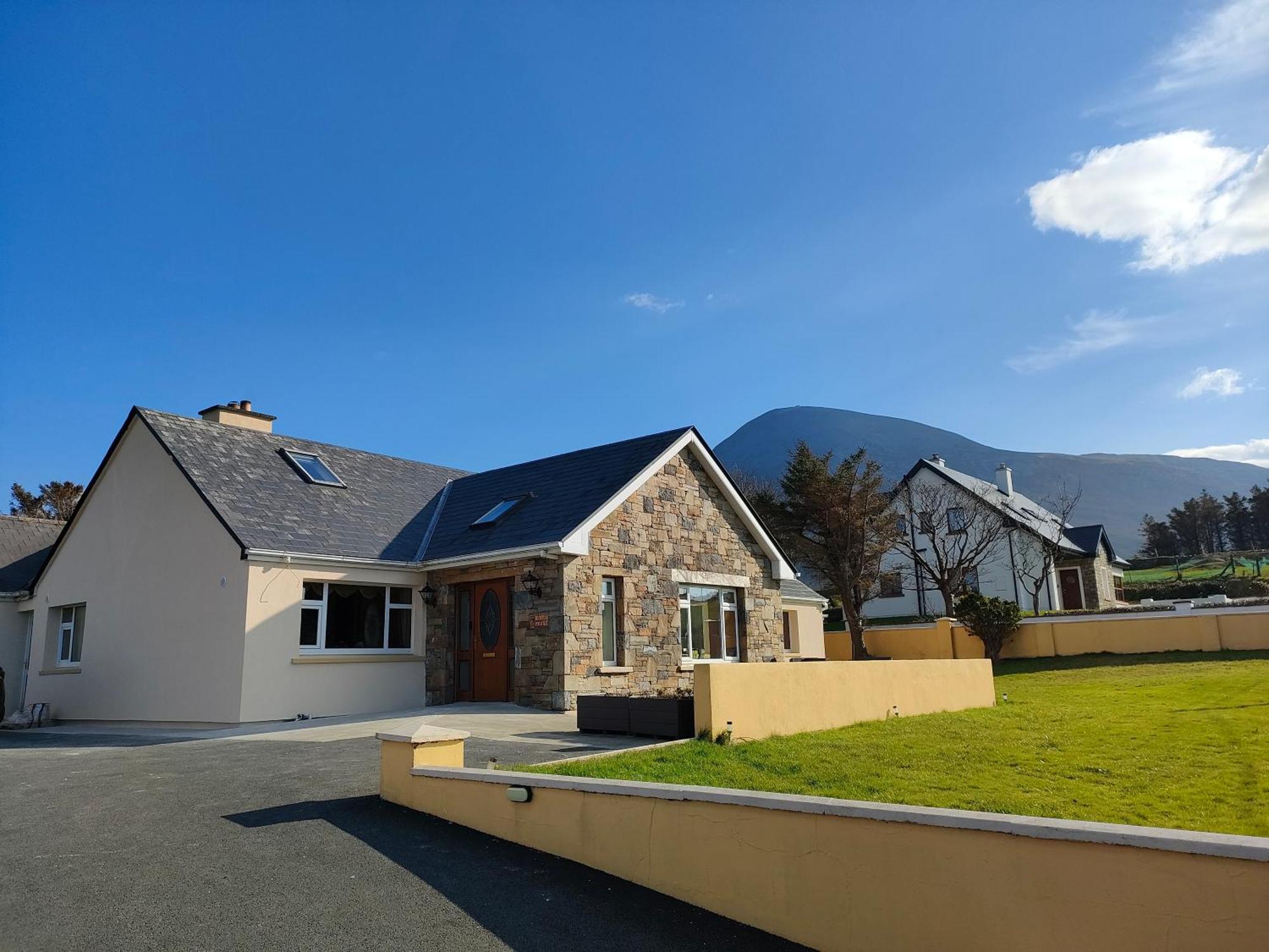 Bertra House B&B Westport Exterior photo
